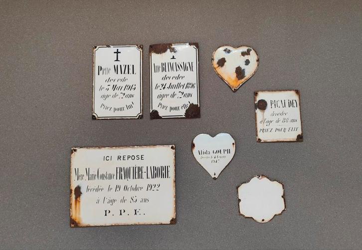 Emaille graf bordjes / gedenkplaat / gedenk hart, Antiek en Kunst, Antiek | Emaille, Ophalen