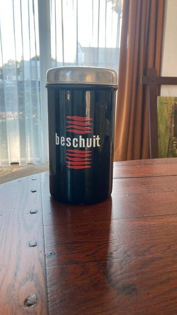 Beschuit bus emaile beschikbaar voor biedingen