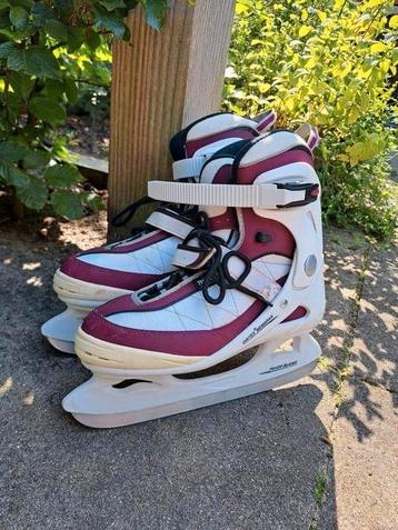 Nette schaatsen maat 41 beschikbaar voor biedingen