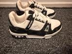 Louis vuitton trainers, Kleding | Heren, Schoenen, Ophalen of Verzenden, Zo goed als nieuw, Zwart