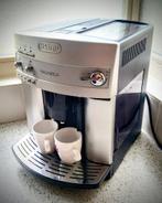 Delonghi koffiezetapparaat, Witgoed en Apparatuur, Koffiezetapparaten, Ophalen of Verzenden, Zo goed als nieuw, Afneembaar waterreservoir