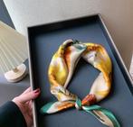 Nieuwe 100% zijden sjaal - 65x65 cm, Verzenden, Nieuw, Sjaal