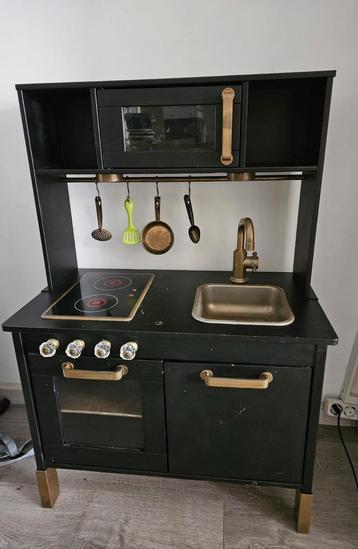 Speelgoed keukentje, origineel van de ikea, zelf opgeknapt. beschikbaar voor biedingen