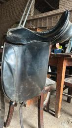 Oud zadel voor decoratie, Ophalen