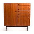 Fristho VSJ-125 salonkast, Ophalen