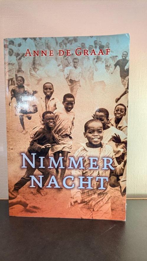 Anne de Graaf - Nimmernacht, Boeken, Romans, Zo goed als nieuw, Nederland, Ophalen of Verzenden