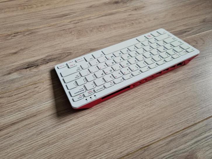 Raspberry Pi 400, zo goed als nieuw!, Computers en Software, Overige Computers en Software, Zo goed als nieuw, Ophalen of Verzenden