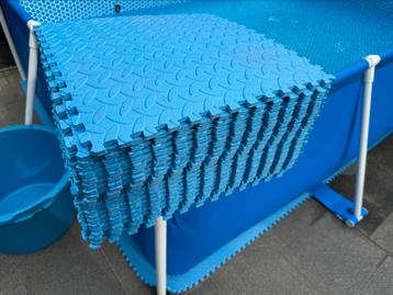 Foam tegels 38.5 x 38.5 x 1 cm beschikbaar voor biedingen