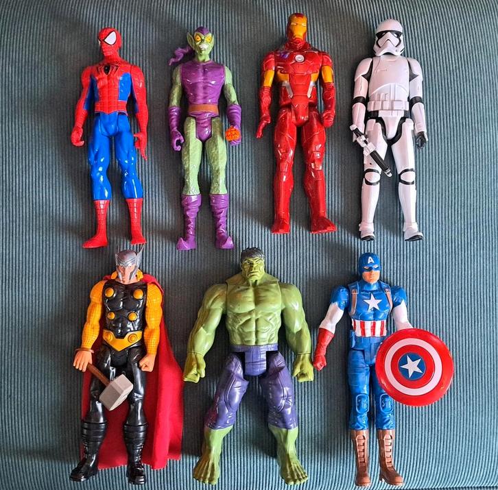 Marvel poppen Batman Star Wars Spiderman Thor Hulk, Kinderen en Baby's, Speelgoed | Actiefiguren, Zo goed als nieuw, Ophalen of Verzenden