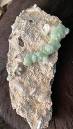 Hele bijzondere edelsteen, Verzamelen, Mineralen en Fossielen, Ophalen of Verzenden