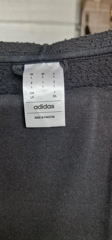 Adidas trainingspak jas en broek. beschikbaar voor biedingen