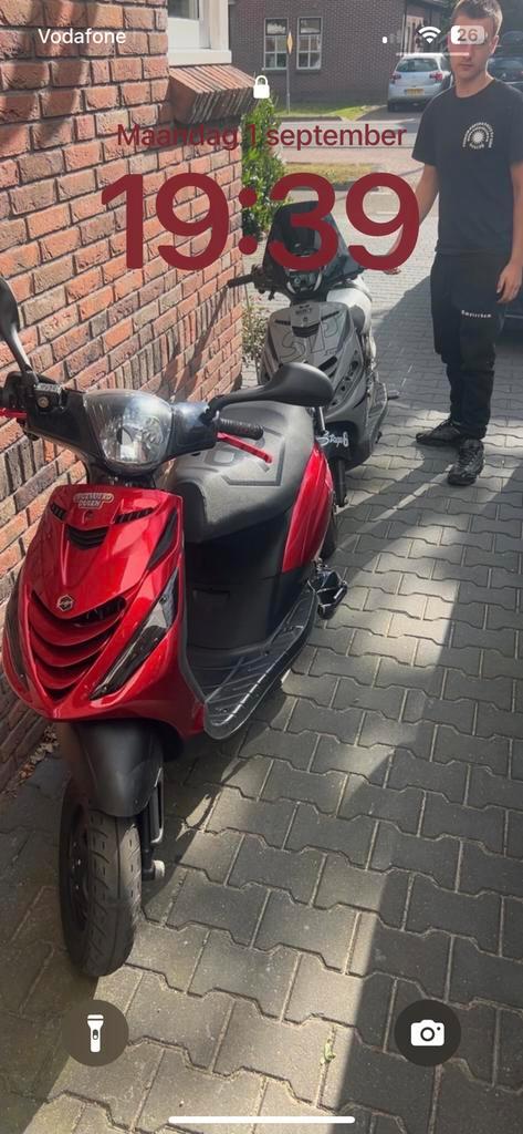 Zip 172cc, Fietsen en Brommers, Brommers | Tuning en Styling, Zo goed als nieuw, Ophalen