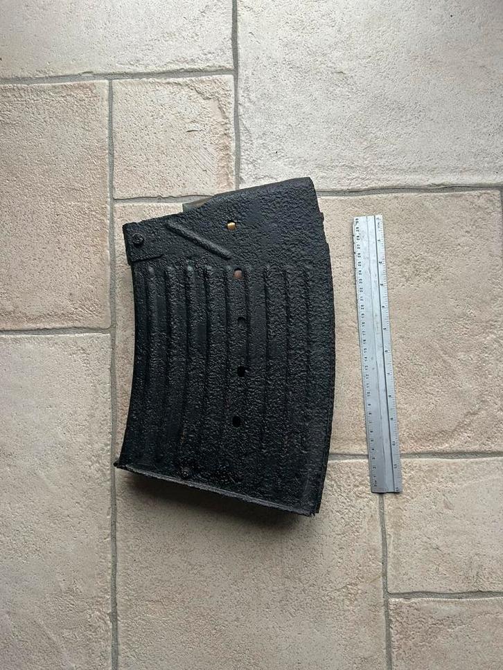 2cm FLAK 30/38 magazijn + hulzen + afvuurmechanisme wo2/ww2, Verzamelen, Militaria | Tweede Wereldoorlog, Hulzen of Bodemvondsten