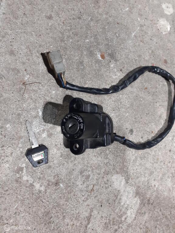 Contactslot origineel 851 888 SP4 SP5 Supersport Superlight, Motoren, Onderdelen | Ducati, Gebruikt, Ophalen of Verzenden