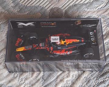 Max Verstappen 1:43 auto British 2024 Special Livery. beschikbaar voor biedingen