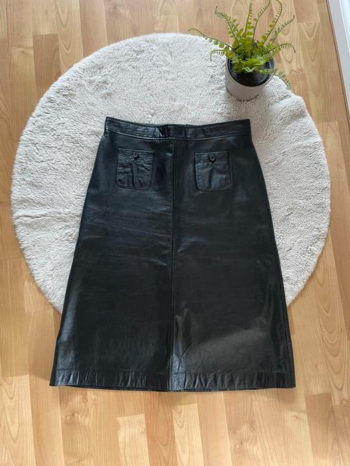 Filippa K zwarte rok 100% leer maat 38/M  Nieuwprijs +- €500, Kleding | Dames, Rokken, Zo goed als nieuw, Maat 38/40 (M), Zwart