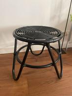 Leuk rotan zwart krukje, Ophalen, Zo goed als nieuw, Hout