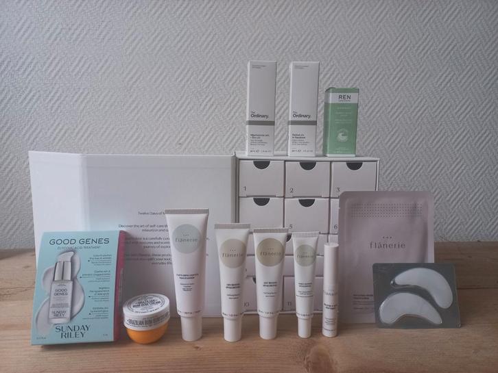 6 Flanerie producten in adventkalender aangevuld serums ed, Sieraden, Tassen en Uiterlijk, Uiterlijk | Gezichtsverzorging, Nieuw