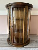 Antiek vitrinekastje met ronde glazen deurtjes, Huis en Inrichting, Ophalen, 50 tot 100 cm, Minder dan 100 cm, 25 tot 50 cm