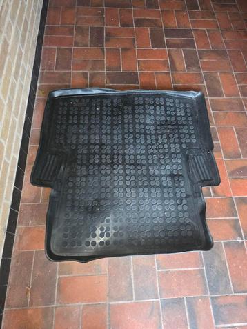 BMW E90 Rubber Kofferbak Mat beschikbaar voor biedingen