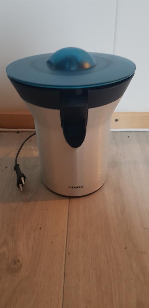 Siemens citruspers sap centrifuge by porsche design, Witgoed en Apparatuur, Keukenmixers, Gebruikt, Ophalen of Verzenden
