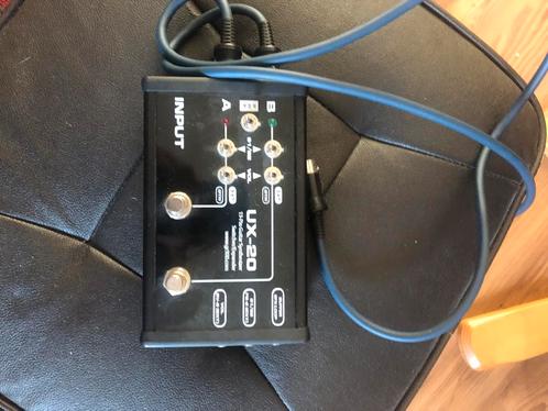 UX20 13pin Splitter/distributor, Muziek en Instrumenten, Synthesizers, Zo goed als nieuw, Overige aantallen, Overige merken, Ophalen of Verzenden