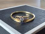 14 karaat gouden solitair ring met diamant, Ophalen of Verzenden, Zo goed als nieuw, 17 tot 18, Met edelsteen