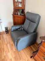 Sta op stoel, Huis en Inrichting, Fauteuils, Ophalen, Gebruikt, 50 tot 75 cm, Leer