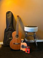 Gitaar Admira A4 - set met tas, stoel, tuner en boek, Ophalen, Gebruikt, Klassieke of Spaanse gitaar, Met koffer