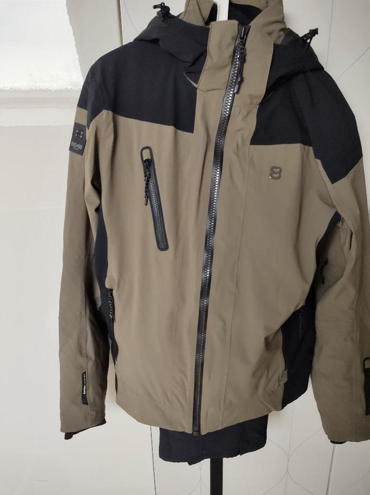 heren ski pak 8848 jas en broek maat M, Kleding | Heren, Wintersportkleding, Zo goed als nieuw, Jack, Maat 48/50 (M), Ophalen