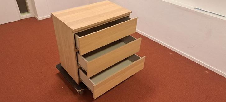 IKEA MALM ladekast – 3 lades, eikenhout look, Huis en Inrichting, Kasten | Ladekasten, Zo goed als nieuw, Minder dan 100 cm, 50 tot 100 cm