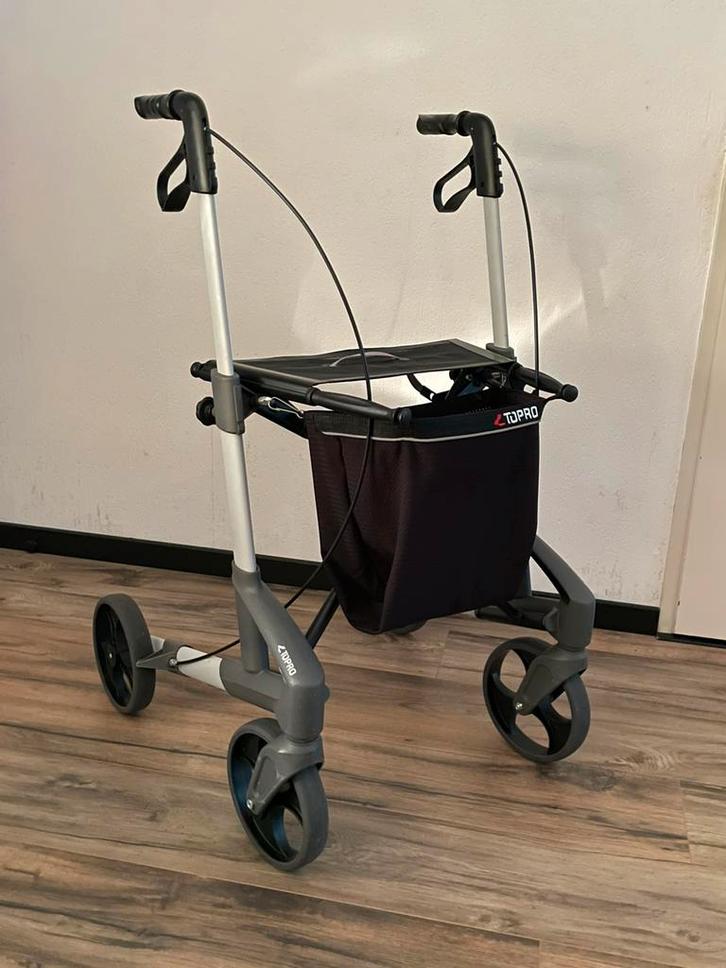 Lichtgewicht Rollator Topro Original Maat M Grijs Rolator, Diversen, Rollators, Gebruikt, Lichtgewicht, Opvouwbaar, Ophalen