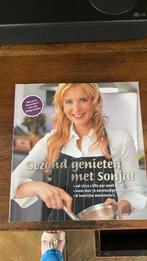 S. Bakker - Gezond genieten met Sonja, Ophalen of Verzenden, Zo goed als nieuw, S. Bakker