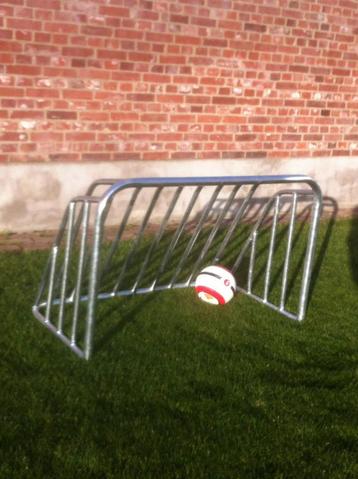 Voetbal goal goaltje goaltjes voetbalgoal voetbalgoaltje beschikbaar voor biedingen