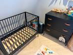 Ledikant (metaal) met bijpassende commode (hout), Ophalen, Gebruikt, Ledikant