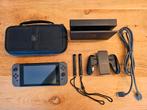 Nintendo Switch, Ophalen of Verzenden, Zo goed als nieuw, Met 2 controllers, Switch Original