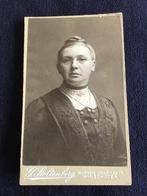 CDV, Dame, G. Stoltenberg, Winschoten, Carte de Visite +naam, Ophalen of Verzenden, Voor 1940, Gebruikt, Foto