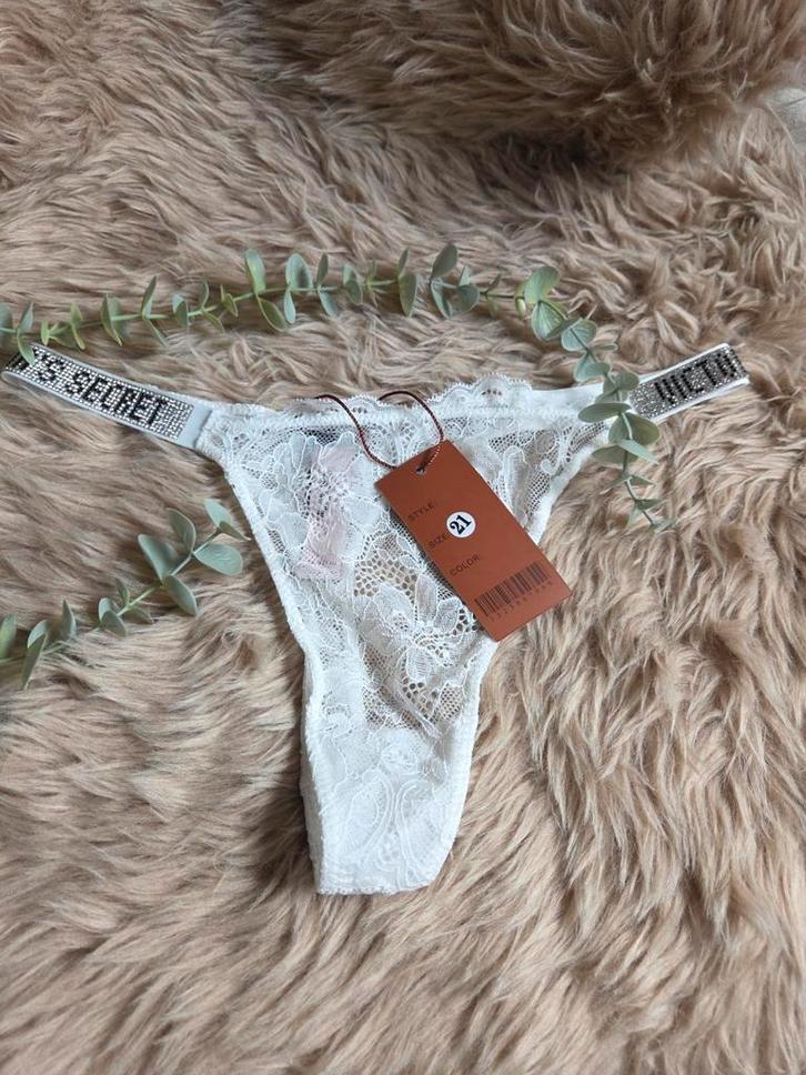 Victoria Secret String Wit - Maat S, Kleding | Dames, Ondergoed en Lingerie, String, Wit, Verzenden