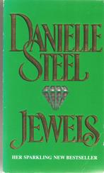 Danielle Steel - Jewels, Gelezen, Fictie, Danielle Steel, Ophalen of Verzenden