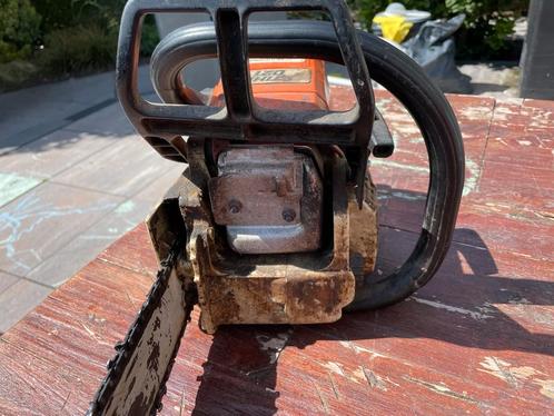 Stihl 021 2T-kettingzaag, Doe-het-zelf en Verbouw, Gereedschap | Zaagmachines, Gebruikt, Kettingzaag, 1200 watt of meer, 30 tot 70 mm