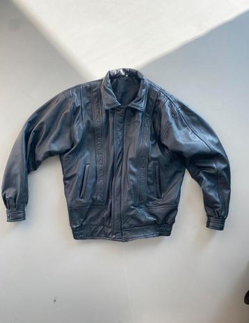 Vintage Leren Jas beschikbaar voor biedingen