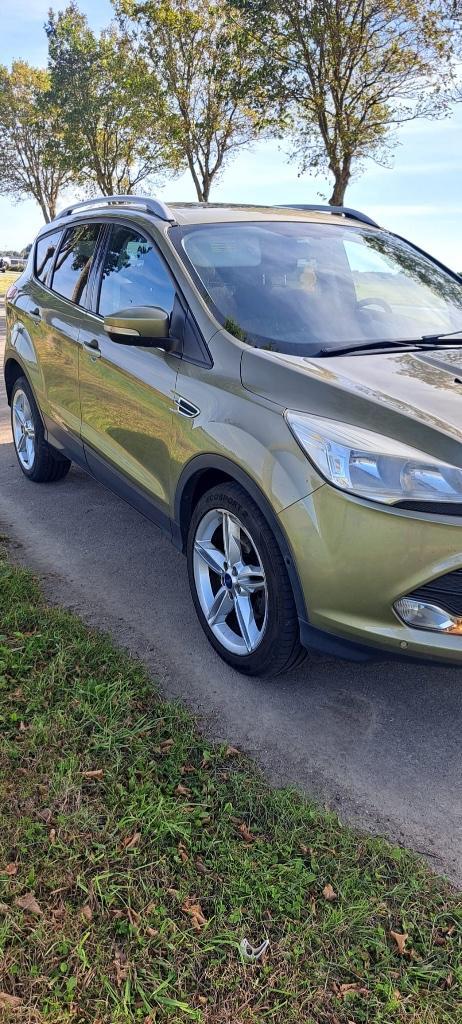 Ford Kuga 1.6 T 110KW AWD 2013 Groen, Auto's, Ford, Particulier, Kuga, Benzine, B, SUV of Terreinwagen, Handgeschakeld, Geïmporteerd