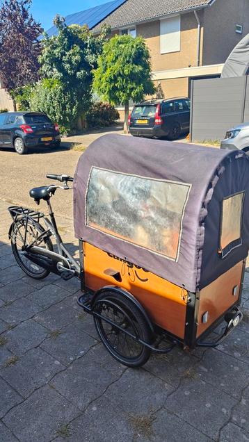 Bakfiets - Ideaal voor gezinnen beschikbaar voor biedingen