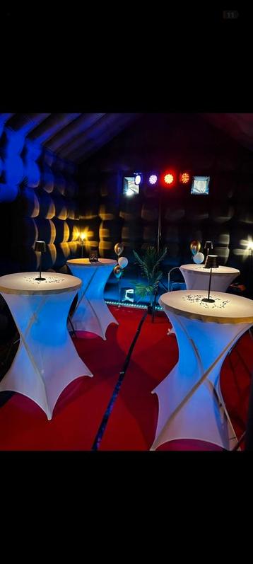 Opblaasbare zwarte partytent 5x5 huren? beschikbaar voor biedingen