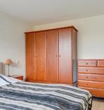 Houte kledingkast en 2 bijpassende nachtkastjes, Huis en Inrichting, Ophalen, Zo goed als nieuw, Tweepersoons