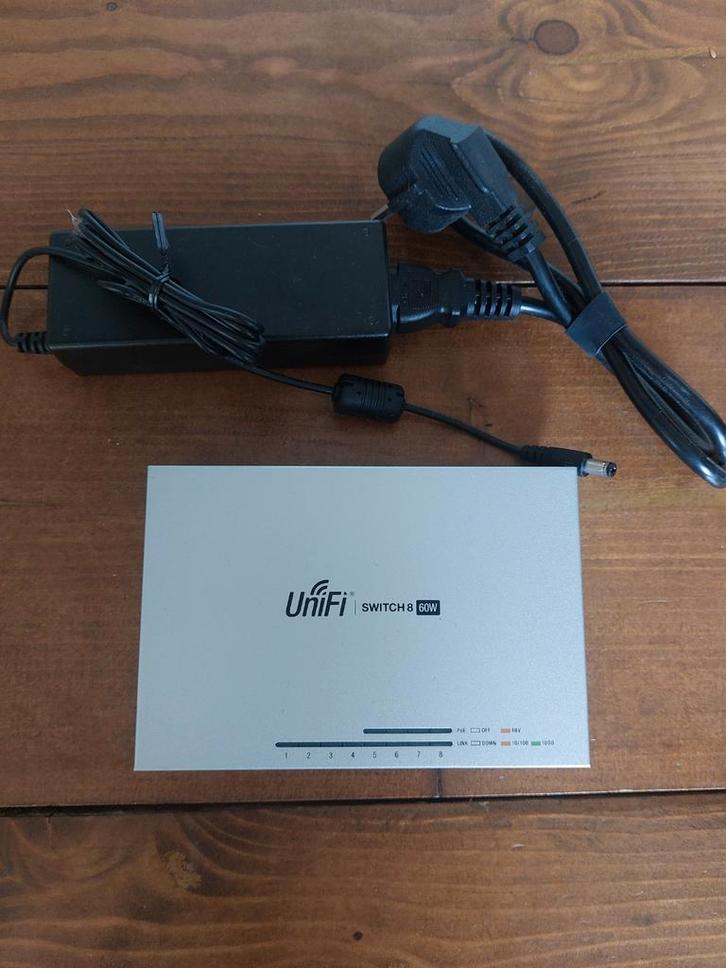 Unifi Switch 8 60W - Gigabit PoE+ Switch, Computers en Software, Netwerk switches, Ophalen of Verzenden