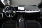 BMW iX1 eDrive20 High Executive M Sport Automaat / Trekhaak, Auto's, BMW, Gebruikt, Met garantie (alle), Origineel Nederlands