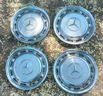 Wieldoppen Mercedes W114 W115 W116 en W123, Ophalen of Verzenden, Gebruikt