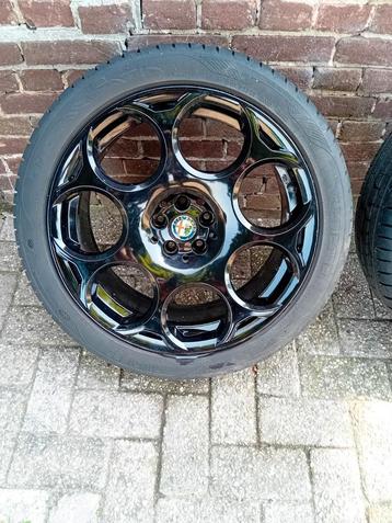 Alfa romeo blackline velgen beschikbaar voor biedingen