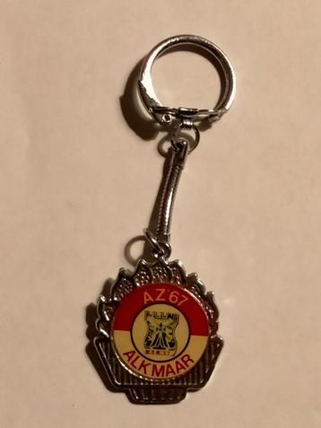 AZ'67 AZ 67 Alkmaar vintage voetbal sleutelhanger sport club beschikbaar voor biedingen